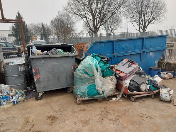 3#7049 Arredi e attrezzature per officina e ufficio in vendita - foto 63