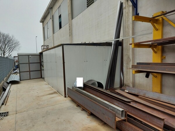 3#7049 Arredi e attrezzature per officina e ufficio in vendita - foto 70