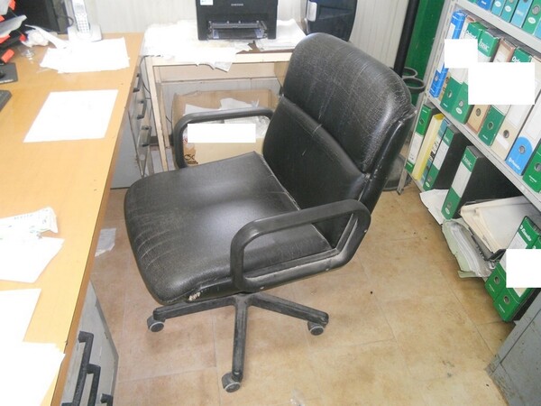 10#7053 Arredamento uso ufficio ed attrezzature informatiche in vendita - foto 27