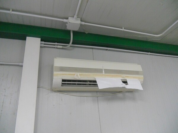 10#7053 Arredamento uso ufficio ed attrezzature informatiche in vendita - foto 80
