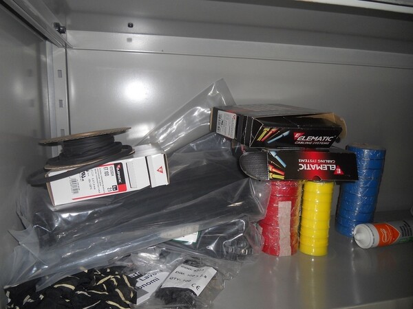 11#7053 Arredamento uso ufficio ed attrezzature informatiche in vendita - foto 56