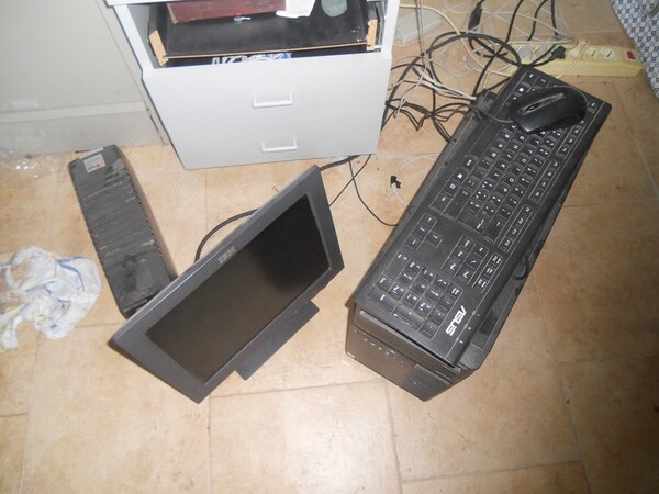 11#7053 Arredamento uso ufficio ed attrezzature informatiche in vendita - foto 62