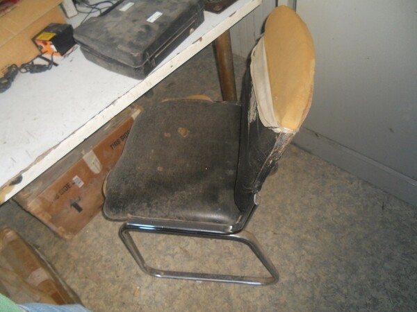 12#7053 Arredamento uso ufficio ed attrezzature informatiche in vendita - foto 9