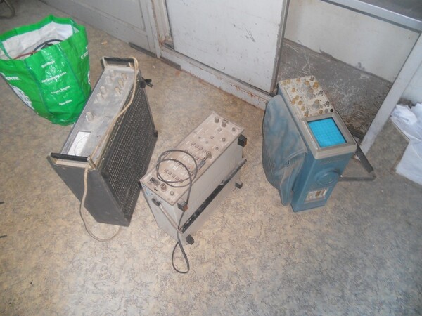 12#7053 Arredamento uso ufficio ed attrezzature informatiche in vendita - foto 91