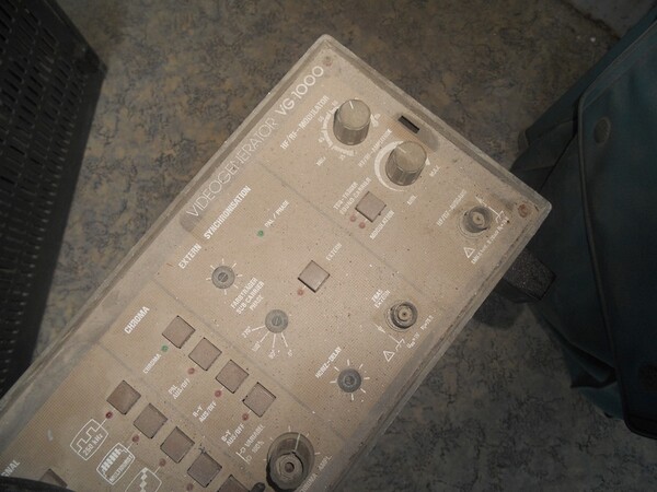 12#7053 Arredamento uso ufficio ed attrezzature informatiche in vendita - foto 96