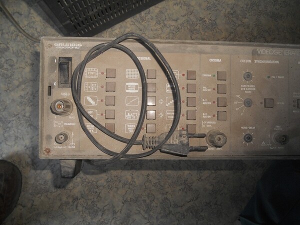 12#7053 Arredamento uso ufficio ed attrezzature informatiche in vendita - foto 97