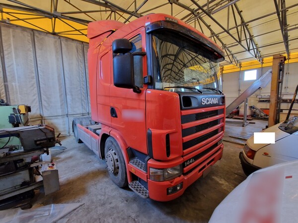 11#7057 Trattore per semirimorchio Scania in vendita - foto 2