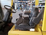 Immagine 4 - Carrello elevatore elettrico Hyster - Lotto 16 (Asta 7057)