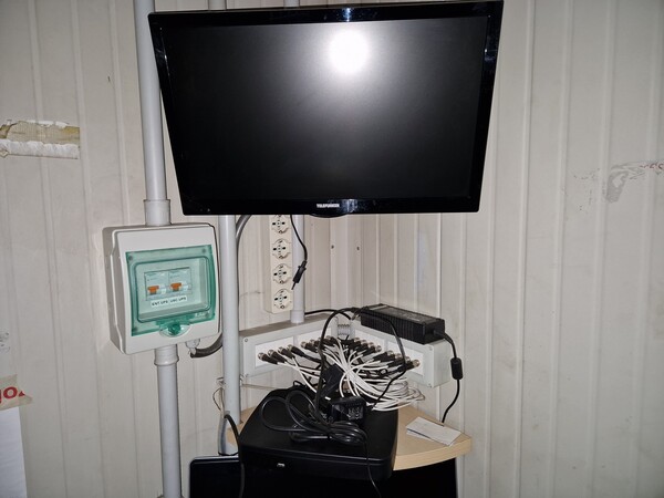 20#7057 Container da cantiere e arredi ufficio in vendita - foto 8