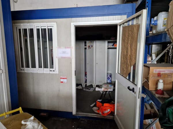 20#7057 Container da cantiere e arredi ufficio in vendita - foto 11