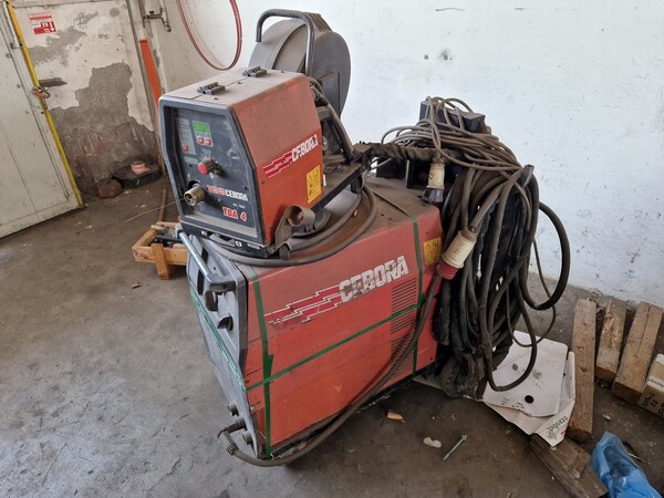 22#7057 Scaffalature e compressori Fiac in vendita - foto 5