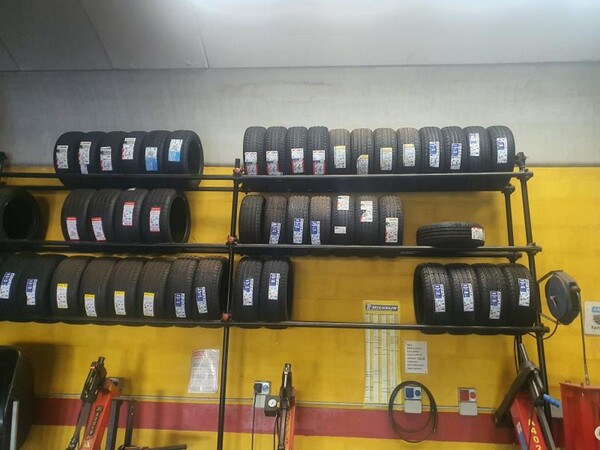 13#7058 Pneumatici in vendita - foto 3