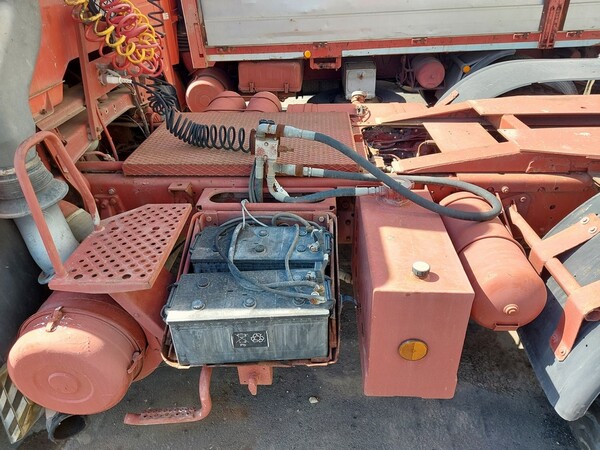 12#7069 Trattore stradale Fiat in vendita - foto 12