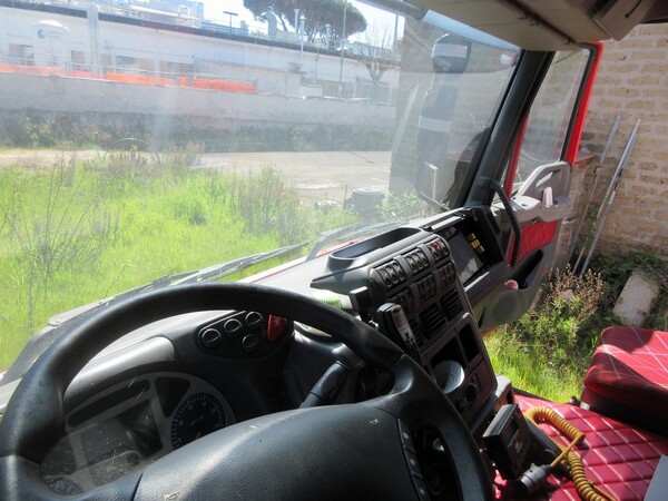 5#7070 Furgone Iveco Stralis in vendita - foto 9