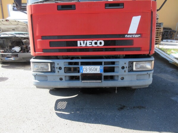 6#7070 Furgone Iveco Tector in vendita - foto 2