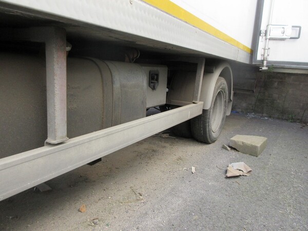 8#7070 Autocarro Iveco Daily con cassone frigorifero in vendita - foto 20