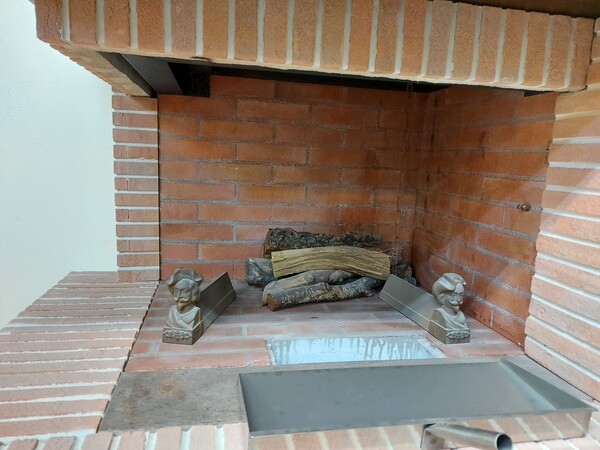109#70710 Caminetto e forno in vendita - foto 2
