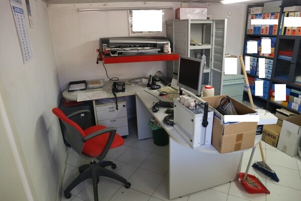 14#70710 Arredi e attrezzature da ufficio e da laboratorio in vendita - foto 9