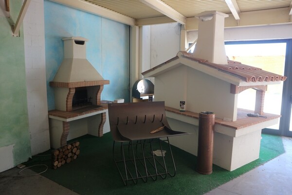 90#70720 Magazzino materie prime e macchinari per caminetti in vendita - foto 3