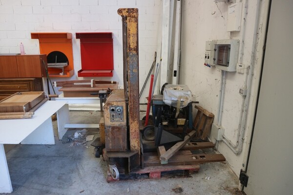 90#70720 Magazzino materie prime e macchinari per caminetti in vendita - foto 14