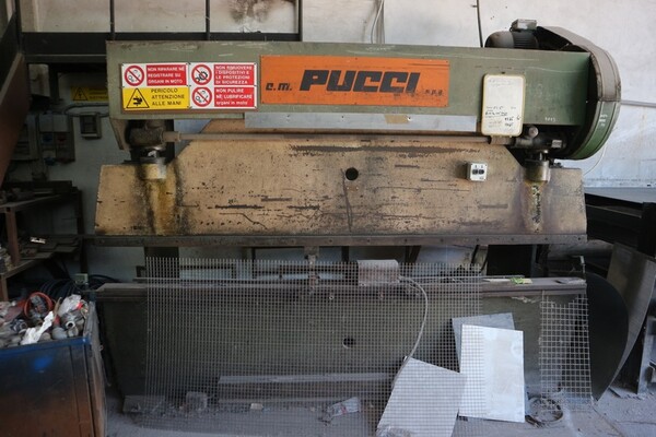 90#70720 Magazzino materie prime e macchinari per caminetti in vendita - foto 22