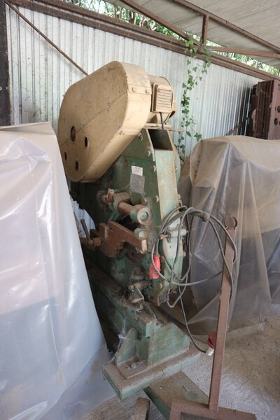 90#70720 Magazzino materie prime e macchinari per caminetti in vendita - foto 23