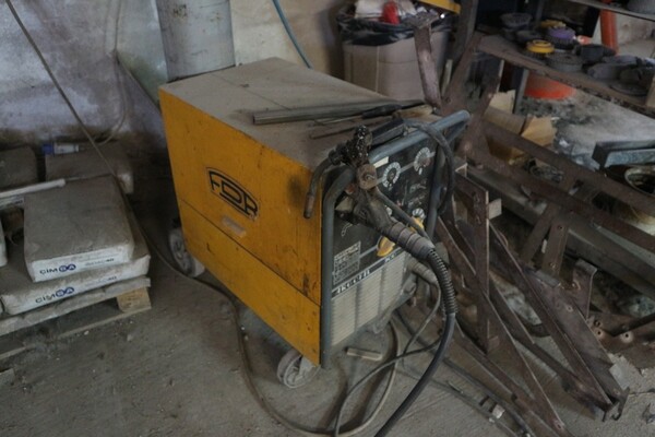 90#70720 Magazzino materie prime e macchinari per caminetti in vendita - foto 29