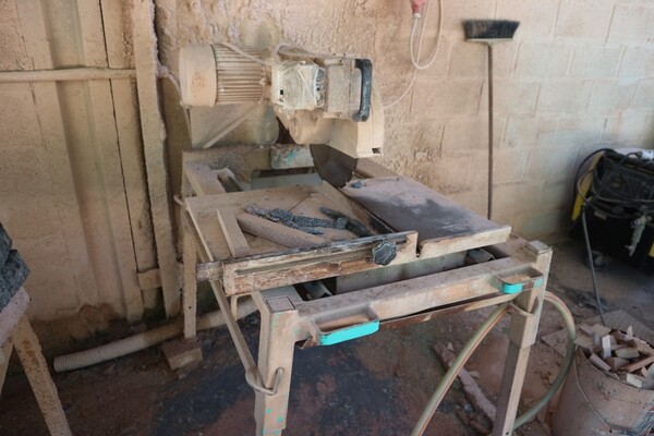 90#70720 Magazzino materie prime e macchinari per caminetti in vendita - foto 40