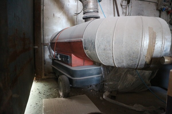 90#70720 Magazzino materie prime e macchinari per caminetti in vendita - foto 42