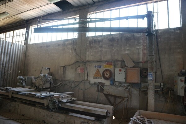 90#70720 Magazzino materie prime e macchinari per caminetti in vendita - foto 45