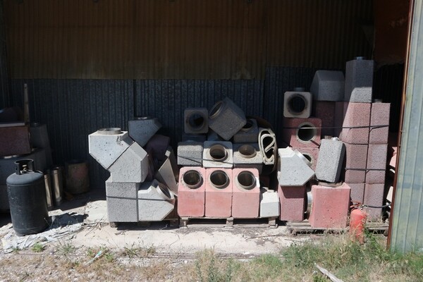 90#70720 Magazzino materie prime e macchinari per caminetti in vendita - foto 59