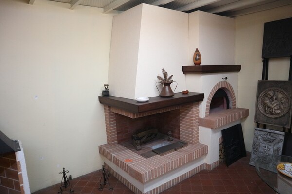 90#70720 Magazzino materie prime e macchinari per caminetti in vendita - foto 84