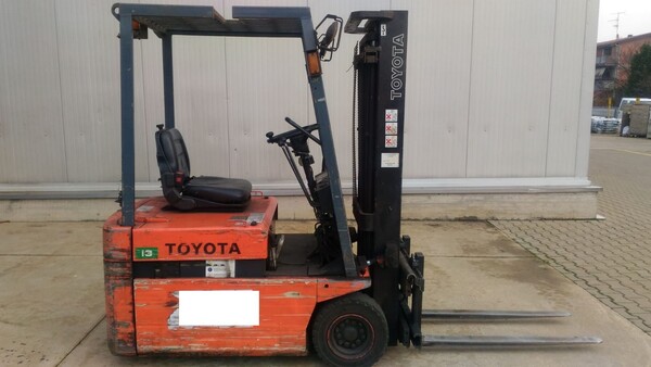 30#7073 Muletto Toyota in vendita - foto 1