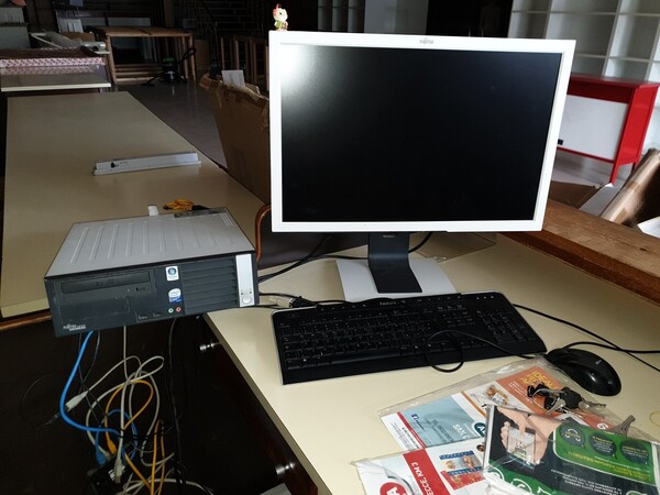 6#7076 Arredi ed elettronica da ufficio in vendita - foto 12