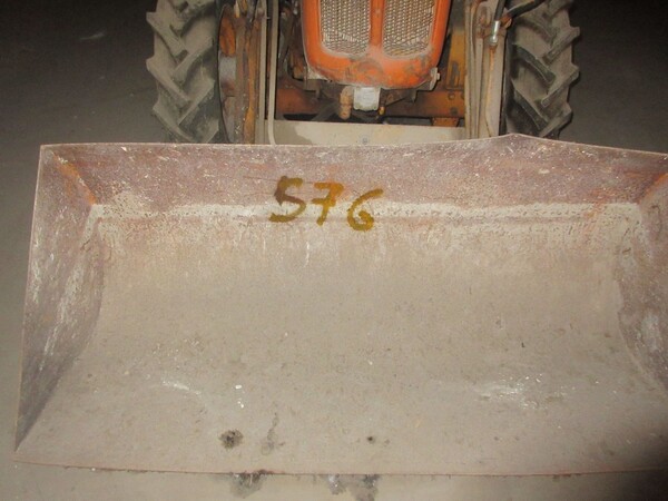 385#7078 Trattore agricolo con pala in vendita - foto 2