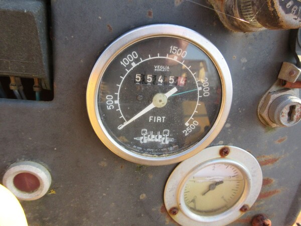 45#7078 Trattore agricolo Fiat Allis in vendita - foto 8