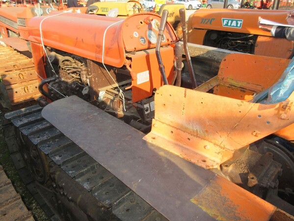 52#7078 Trattore agricolo cingolato Fiat 312 C in vendita - foto 1