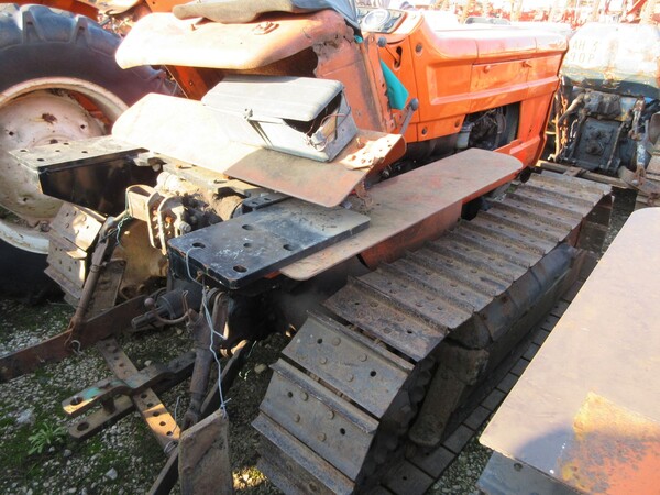 54#7078 Trattore agricolo cingolato Fiat in vendita - foto 1