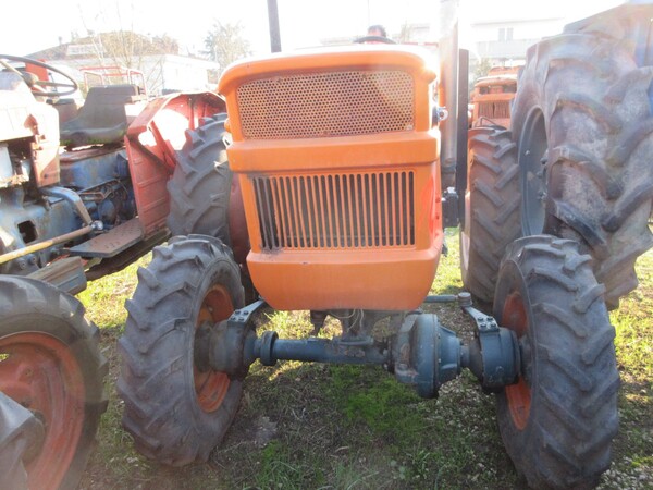 61#7078 Trattore agricolo Fiat in vendita - foto 2
