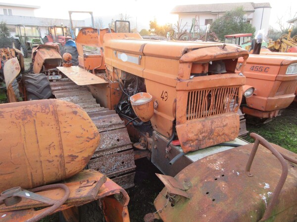 72#7078 Trattore agricolo cingolato OM in vendita - foto 2