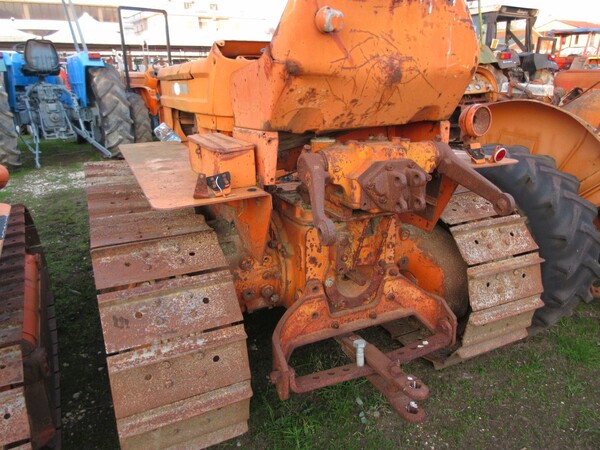 72#7078 Trattore agricolo cingolato OM in vendita - foto 4
