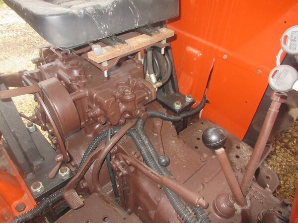 92#7078 Trattore agricolo Fiat in vendita - foto 7