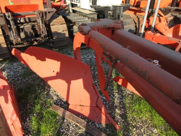 136#7084 Aratro monovomere per trattore agricolo hp 200 in vendita - foto 1