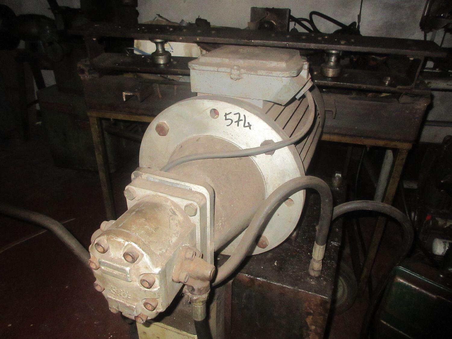 Lot Agricultural equipment