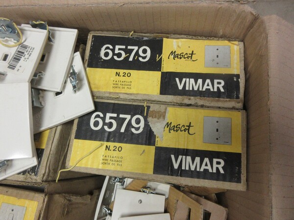 31#7087 Pallet con accessori per cucina e materiale elettrico in vendita - foto 36