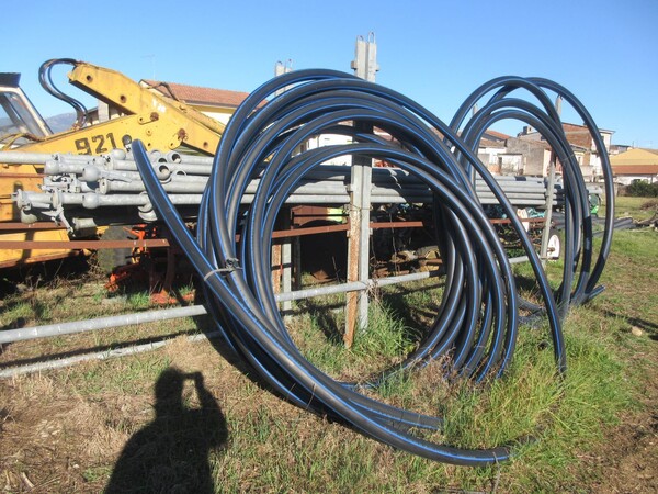 362#7087 Tubi in ferro e plastica per irrigazione in vendita - foto 3