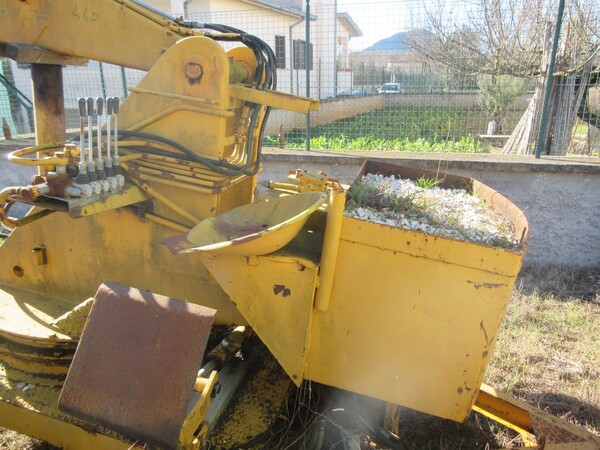 325#7088 Gru idraulica Iussi in vendita - foto 2