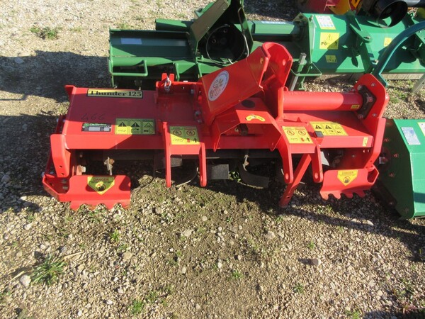 Attrezzatura agricola in vendita
