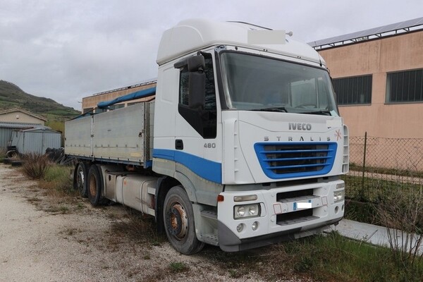 Autocarri in vendita