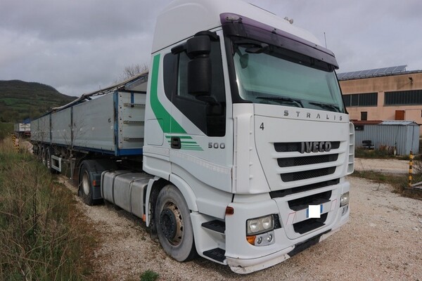 5#7092 Trattore stradale Iveco in vendita - foto 3